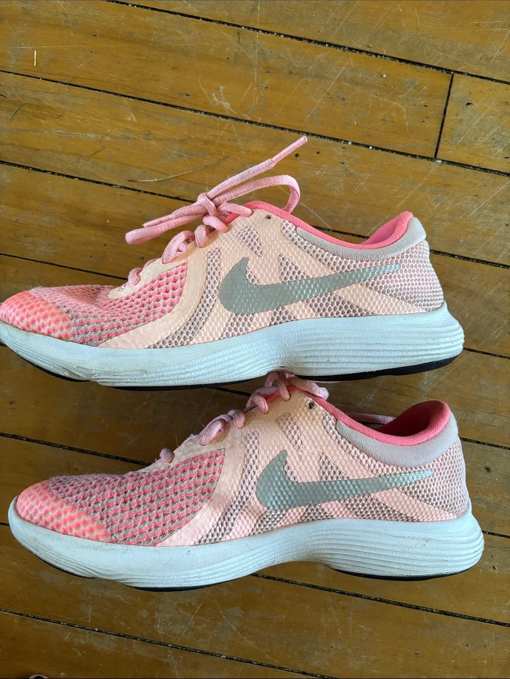 Nike Pink and Gray Mesh Running Sneakers